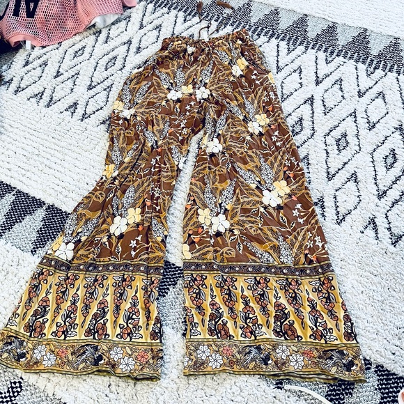 SPELL AND THE GYPSY COLLECTIVE Bianca Pants - Picture 2 of 10